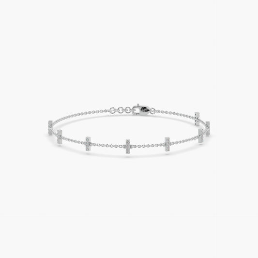 Guru Jewel's Round Diamond Studded Alluring Silver Loose Bracelet For Her
