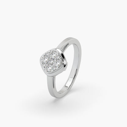 Guru Jewel's Round Diamond Studded Alluring Silver Ring For Her