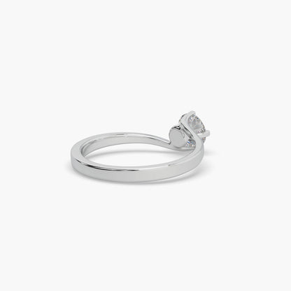Guru Jewel's Round Solitaire Studded Engagement Silver Ring For Her