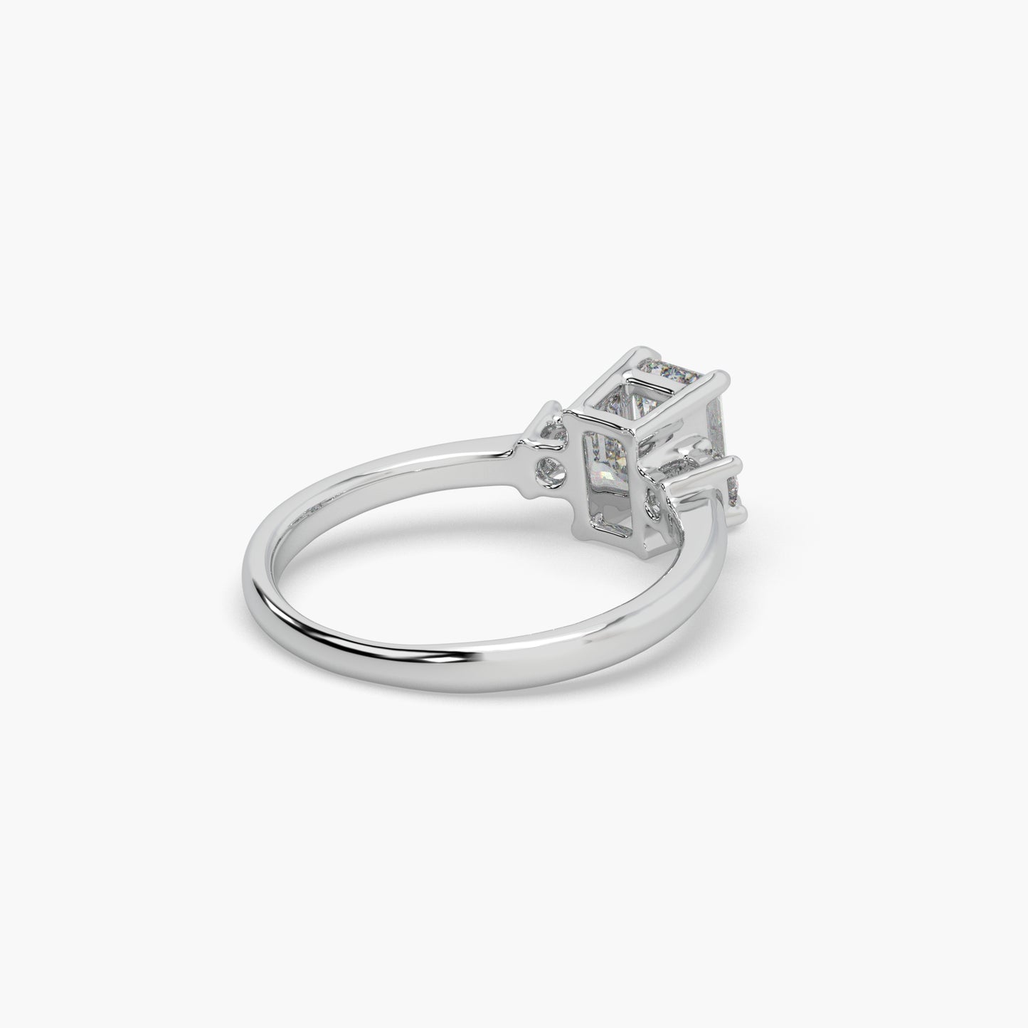 Guru Jewel's Emerald And Round Diamond Studded Impressive Silver Ring For Her